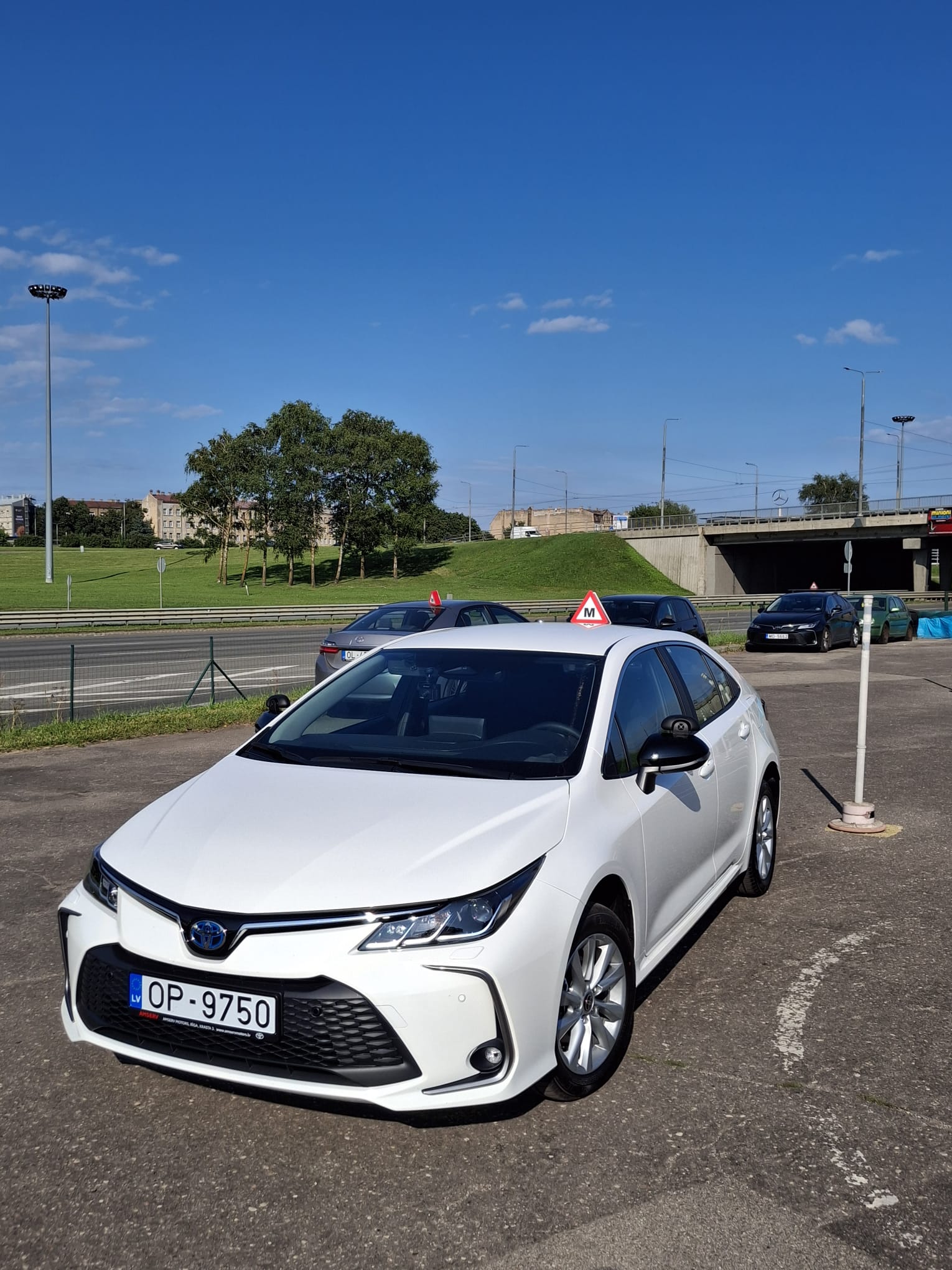 Toyota Corolla B (Automātiskā) Kategorija